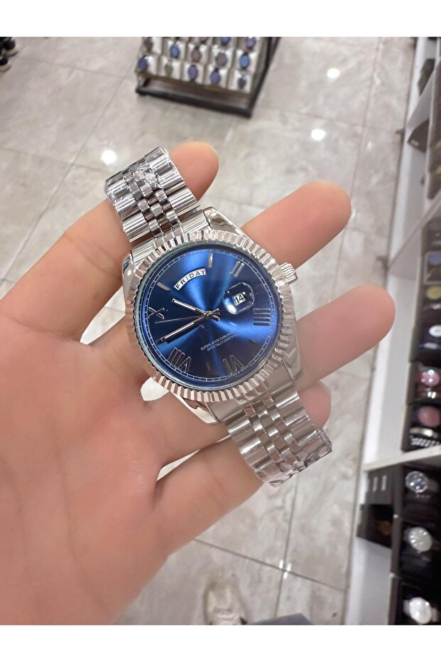 Roman Numeral Dual Calendar Men's Wristwatch