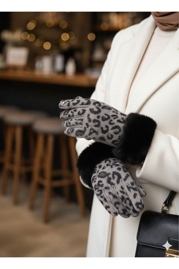 Fur-Detail Soft Stylish Winter Leopard Printed Women's Gloves