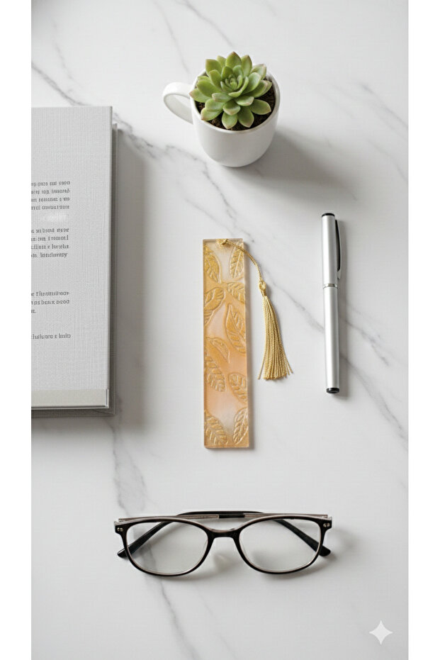 Epoxy bookmark