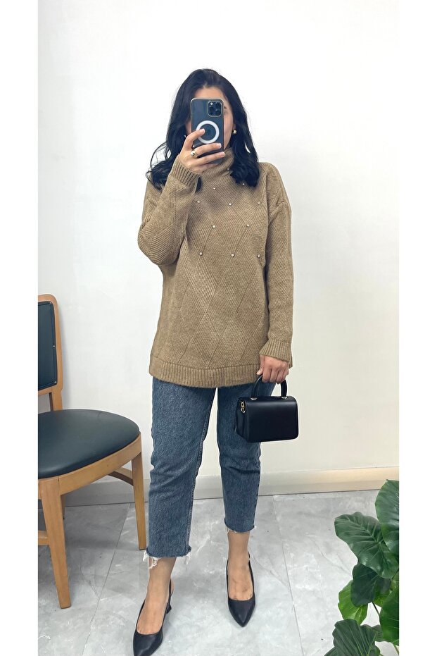 Stone Detailed Half Fisherman Knit Sweater