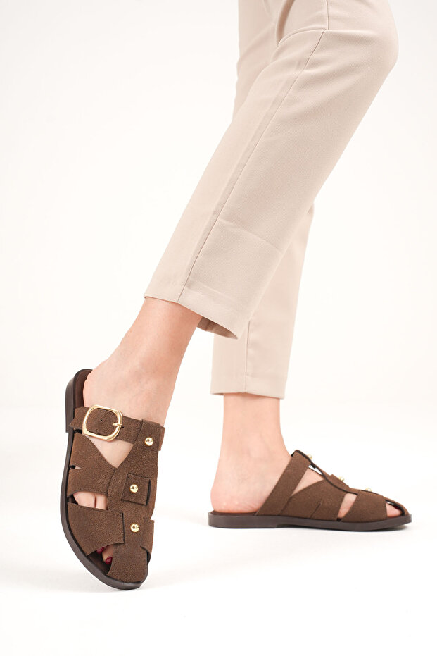 Women's Brown Gold Detailed Casual Comfortable Soft Comfortable Sole Closed Front Slippers