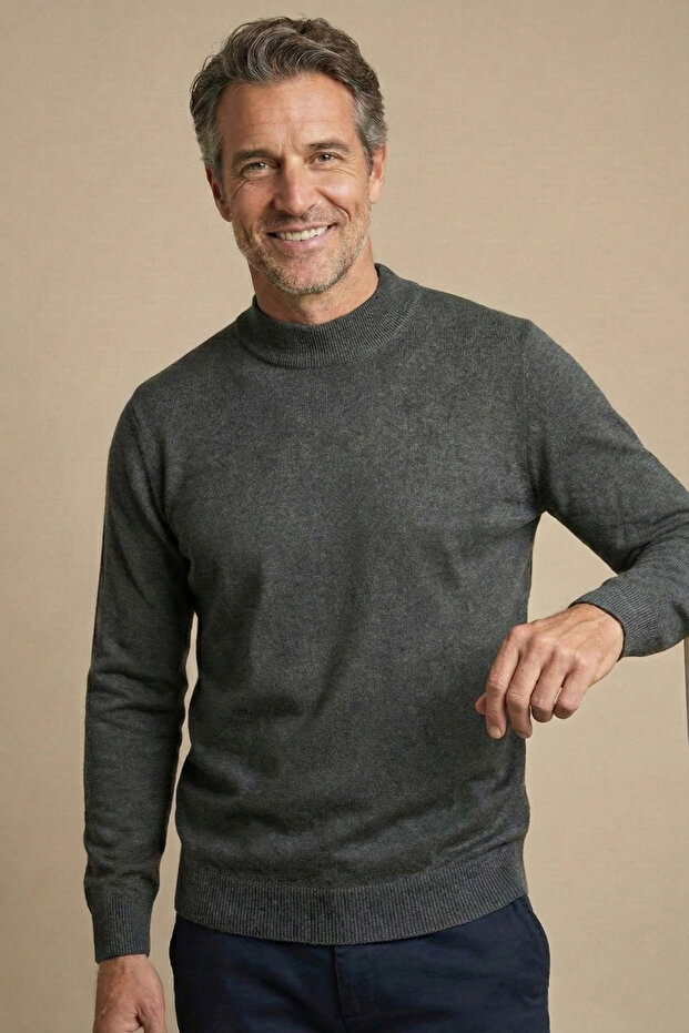 Men's Dad Smoked Solid Color Half Turtleneck Knitwear Sweater