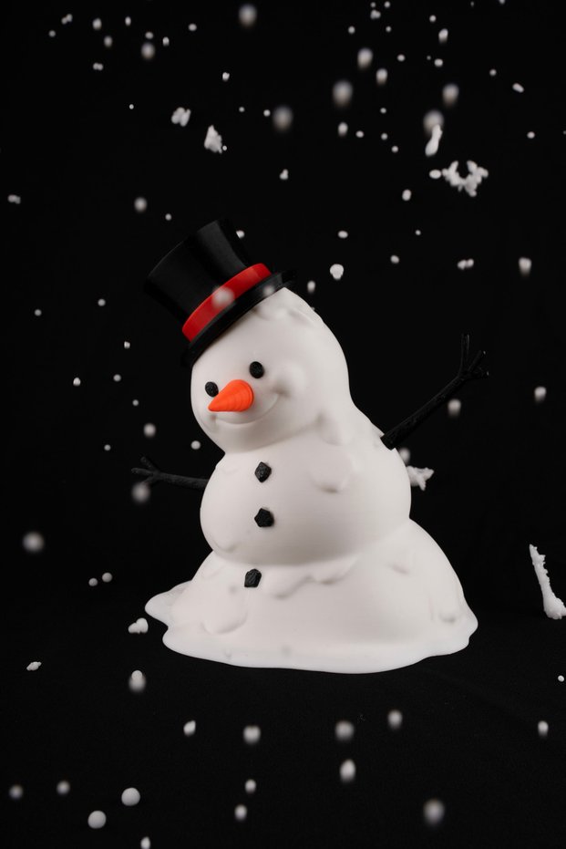 Lumis | Decorative Snowman Night Light – Warm Light, Modern Design