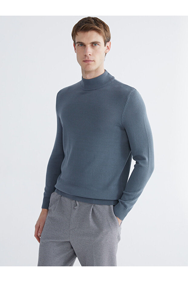 Lcwaikiki Classic Half Turtleneck Men's Knitwear Sweater
