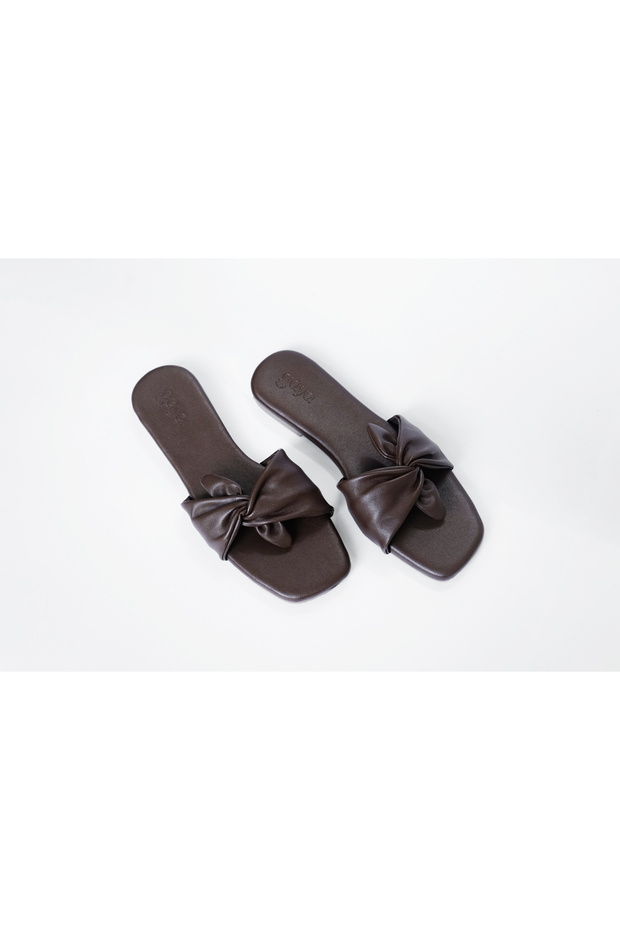 Nola Bow Flats