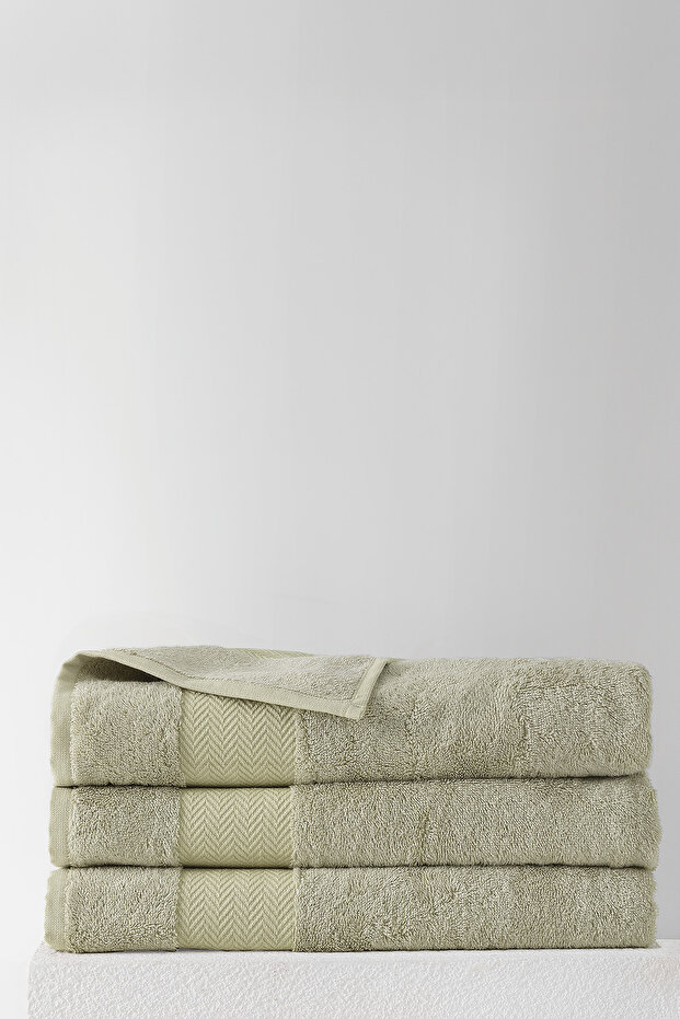 Esna 60% Cotton-40% Bamboo Bath Towel, 90X150 cm (1 Piece) - Nile Green