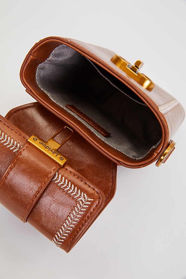 حقيبة يد مستطيلة الشكل من تابا - 3