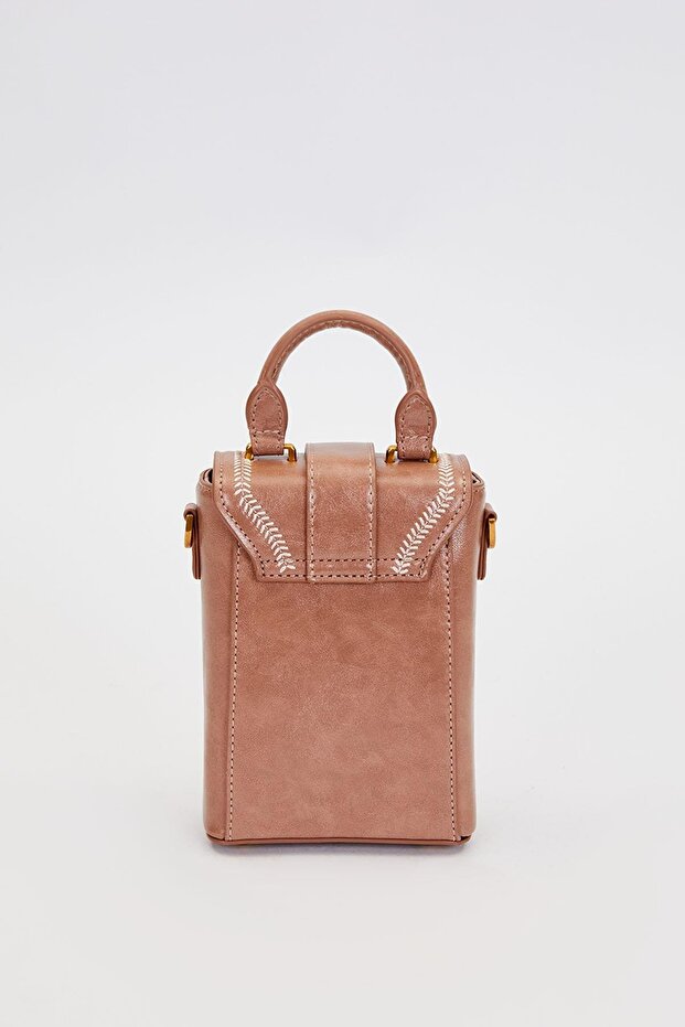 حقيبة يد مستطيلة الشكل باللون الكاكي - 4