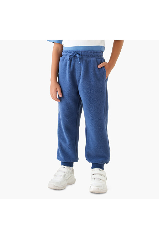 طقم جاكيت وبنطال رياضي بألوان متداخلة - 3