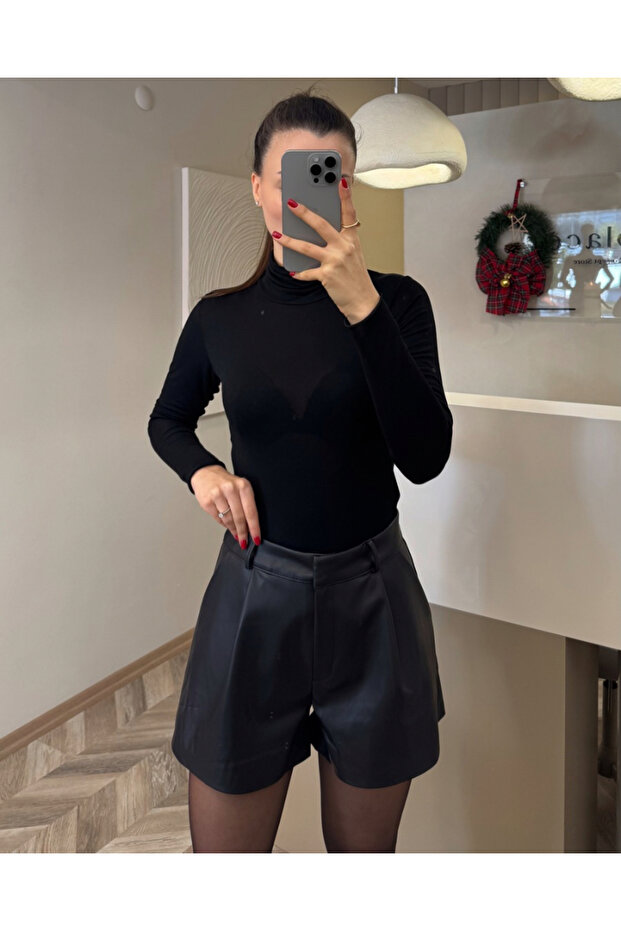 Deri Pileli siyah Şort - 1