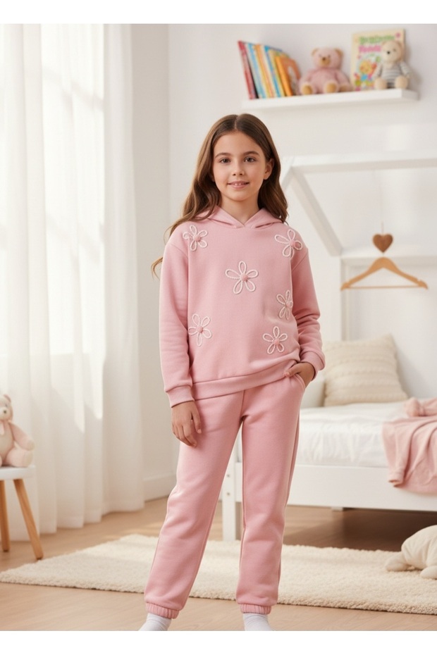 Floral embroidered 3-thread sweatshirt set
