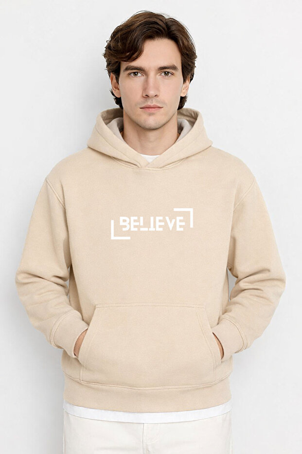 سويت شيرت رجالي بيج بغطاء رأس قصة فضفاضة Believe مطبوع