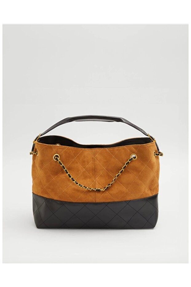 Large Shoulder Bag with Chain Pattern - 4