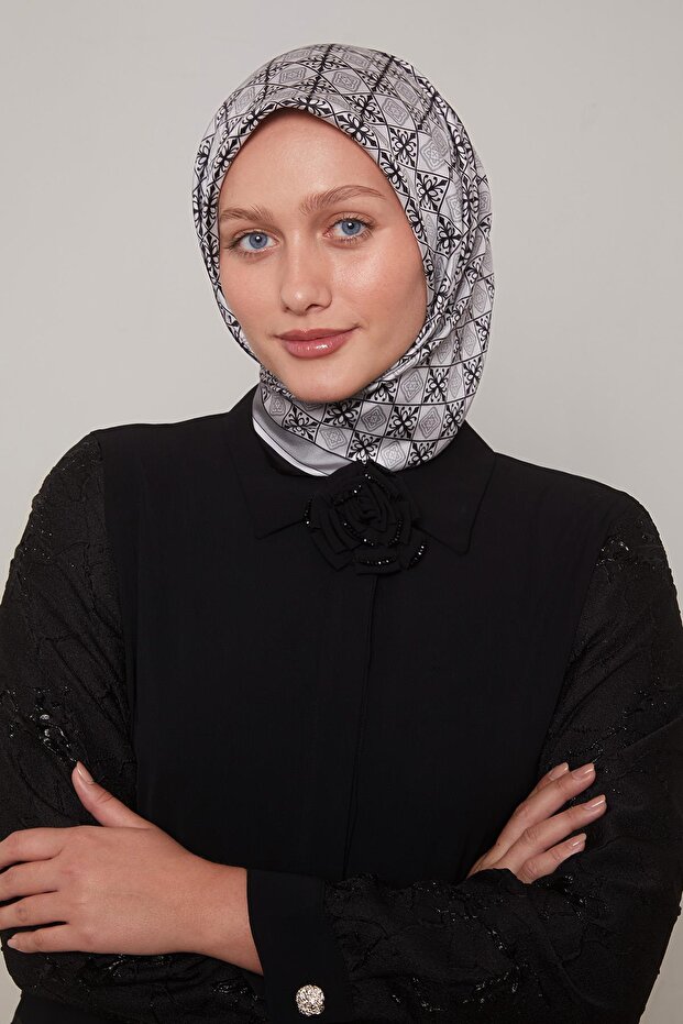 Black Ceramic Pattern Twill Silk Scarf - 2