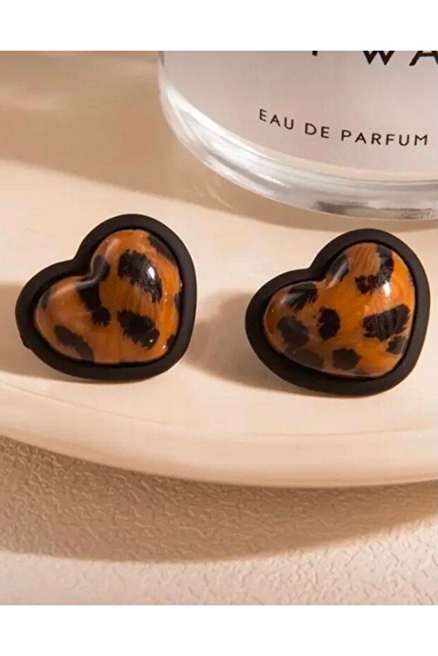 أقراط بإطار أسود منقوشة بنمط الفهد - 1