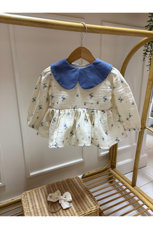 Mavi çiçekli Romper - 1