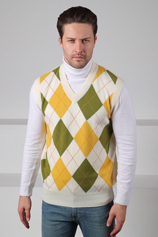Ecru/Yellow V-Neck Colorful Diamond Pattern Sleeveless 100% Lamb Wool Men's Knitwear Sweater