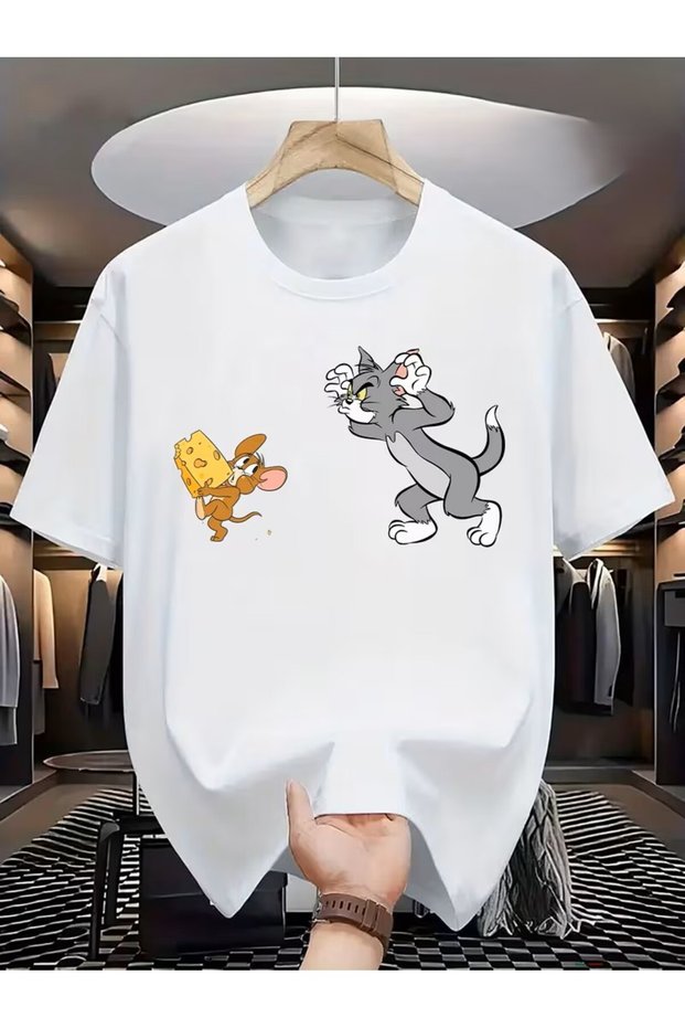 Men's and Women's Vintage Tom and Jerry Chase Graphic T-Shirt