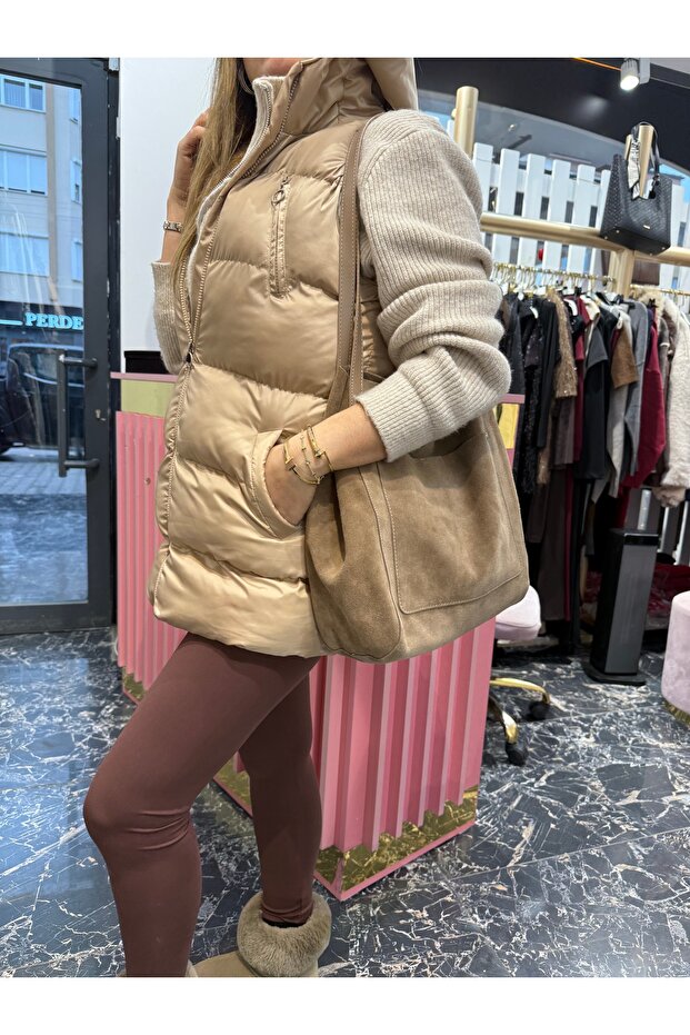 Metalik krem şişme mont - 2