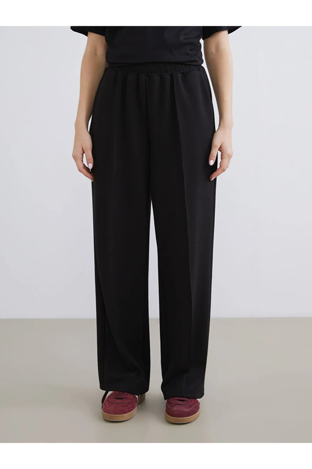 Black Soft Touch Women's Sweatpants with Elastic Waistband - 3