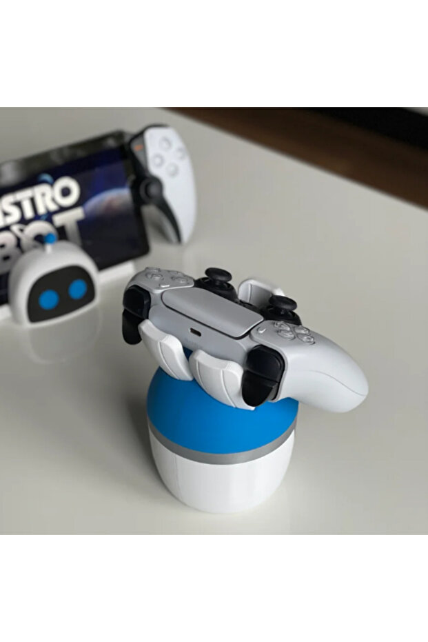 Astro Bot PS5 & XBOX Controller Stand - 2