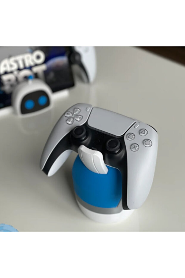 Astro Bot PS5 & XBOX Controller Stand - 1
