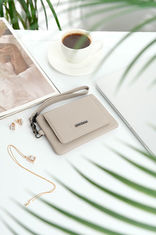 Women's 100% Genuine Leather Minimalist Stylish Card Holder