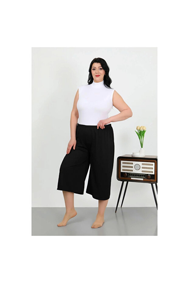 Mi̇ray- Women's Plus Size Wrinkled Capri Pants - 5