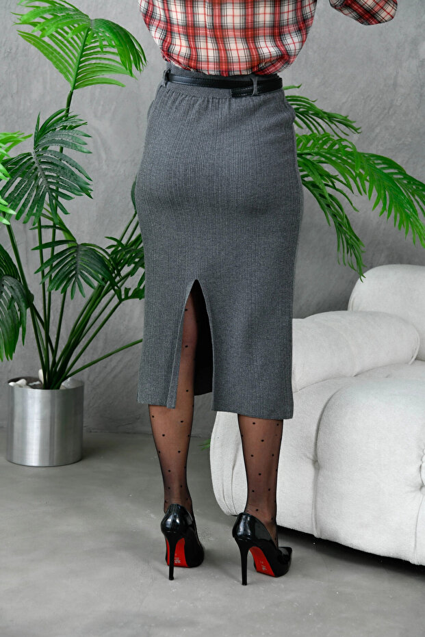 Women's Elastic Waist Slit Detail Long Knit Skirt 10829 - 7