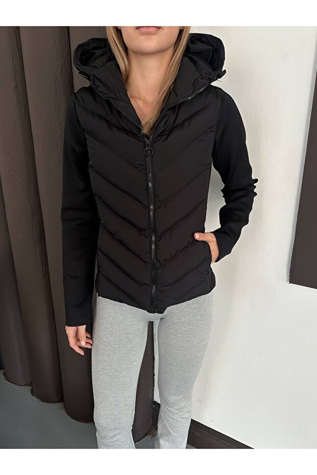Hooded Puffer Jacket with Zipper