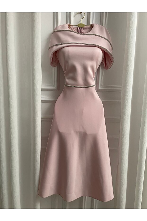 Aurora's royal pink dress - 3