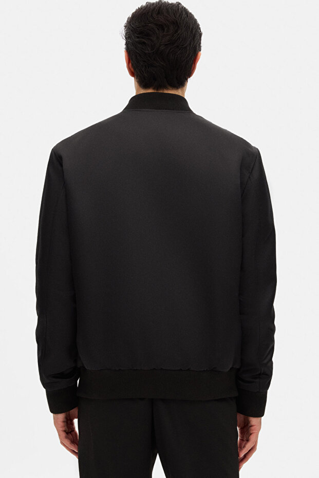 Siyah Diyogonal Mont - 3