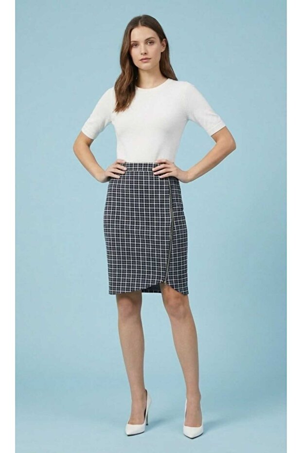 Black Plaid Patterned Mini Skirt with Elastic Waist and Zipper Detail