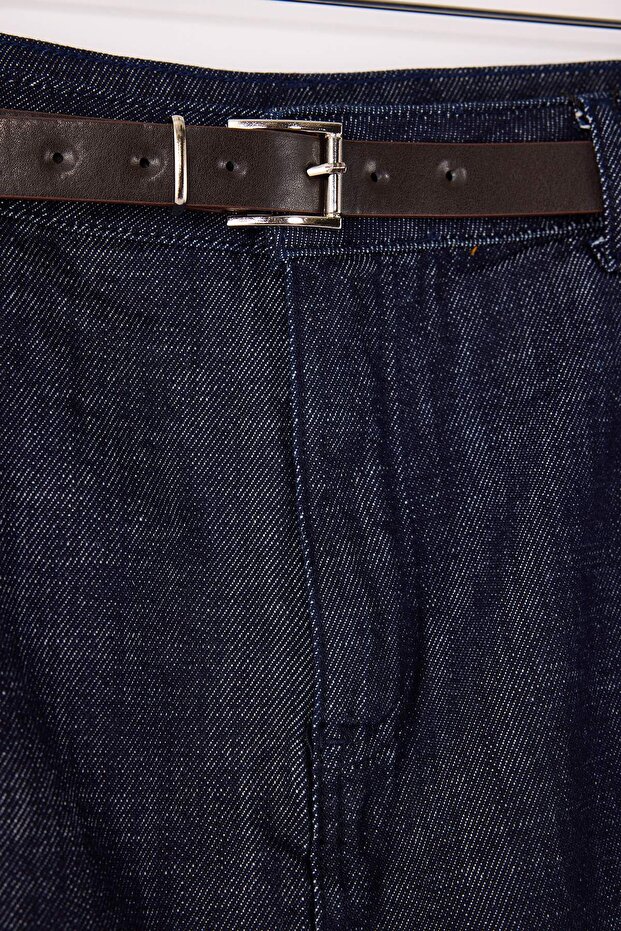 Koyu Mavi Kemer Detaylı Arkası Etek Görünümlü %100 Pamuk Non-Stretch Denim Şort Etek TBBSS26AP00004 - 7