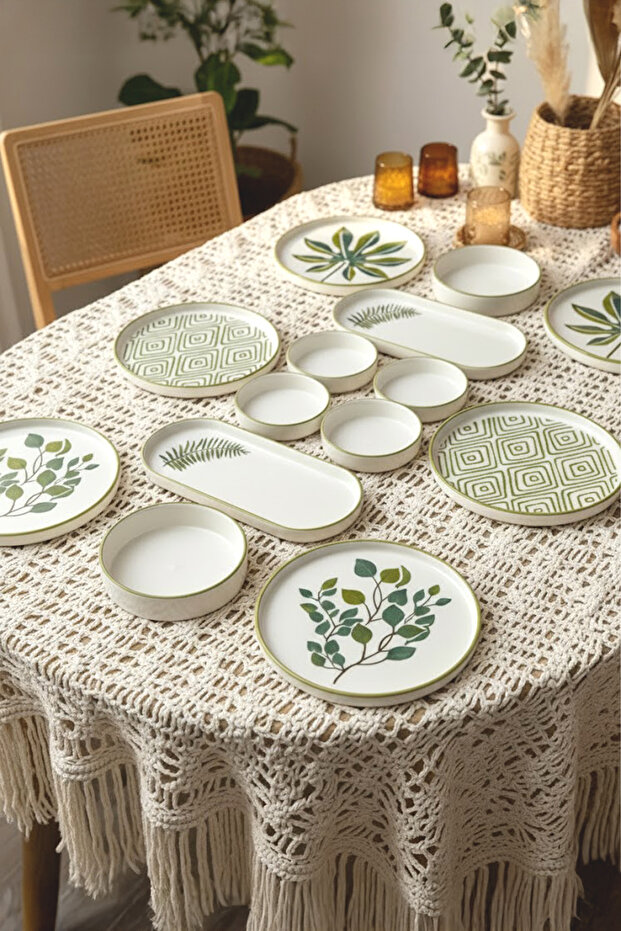 14 Piece Stackable Fall Leaf Breakfast Set for 6 People - Luxury Breakfast Presentation Set Plate - 3
