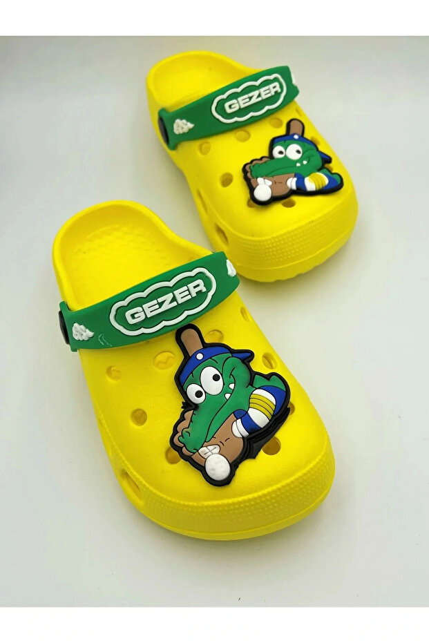 شبشب متقاطع للأولاد بنمط تمساح - 1