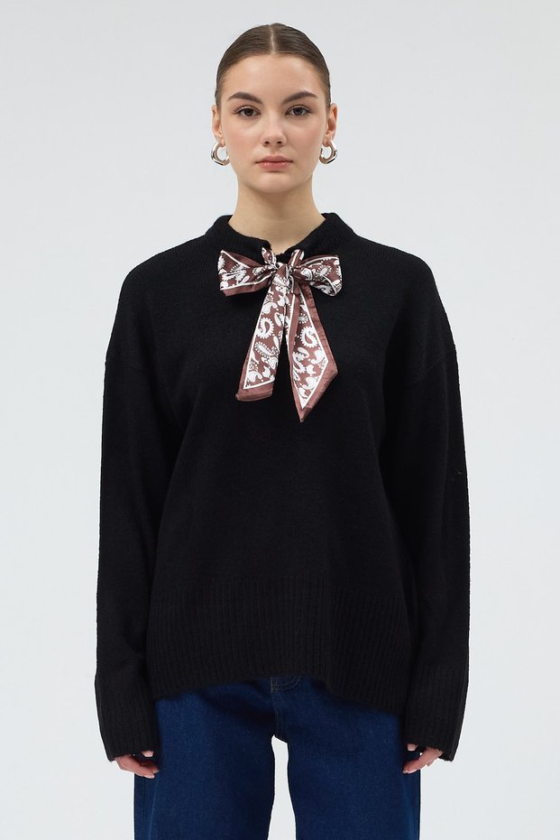 Mock Neck Women's Knitwear Sweater with Black Scarf Detail 2465