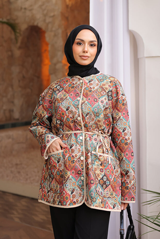 سترة كريمية منقوشة بأزرار كبس - 3