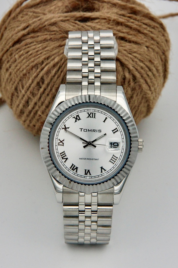 Steel Men's Wristwatch, Waterproof, Calendar, Guaranteed, Roman Numerals, Silver Color Cord, Metallic Men's Wristwatch