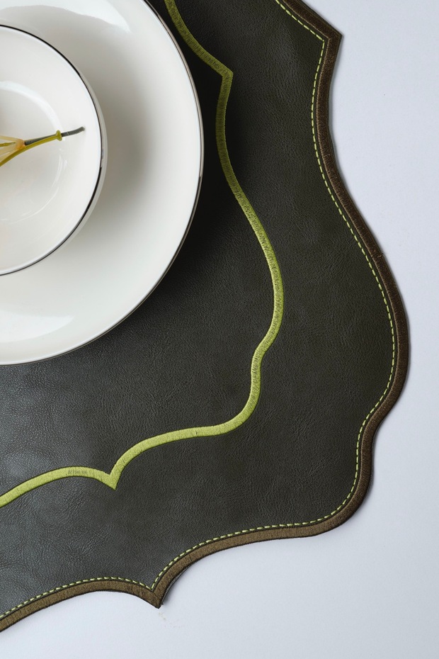 Deri Supla, Amerikan Servis - 3