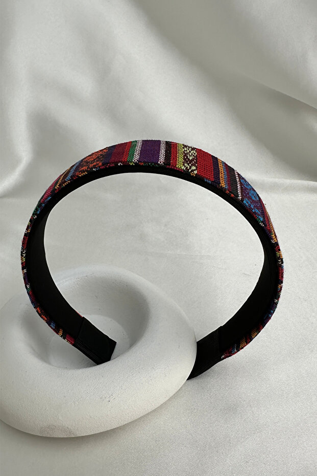 تاج ملون منقوش بنمط الكليم - 6