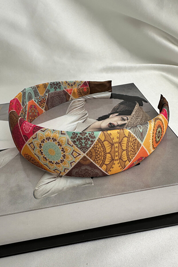 Etnik Desenli Taç - 4