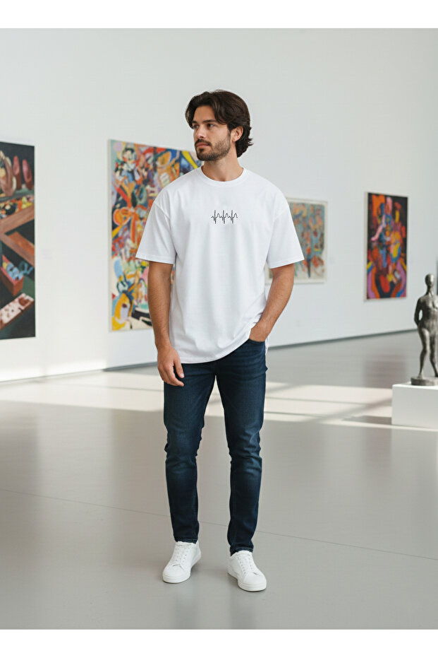 Erkek Beyaz Nakış Detaylı %100 Pamuklu Bisiklet Yaka Basic Tişört - 2