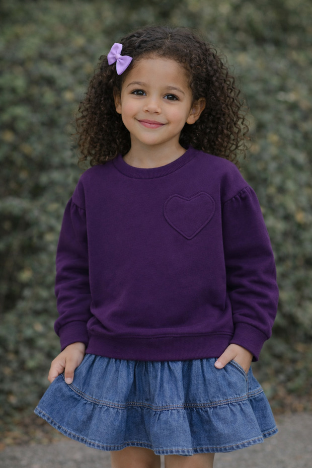 Girl's Heart Detailed Long Sleeve Sweatshirt (2–7 Years)