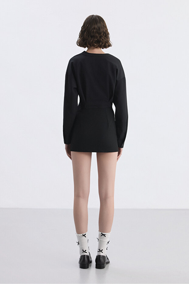 Siyah Yırtmaçlı Şort Etek - 4