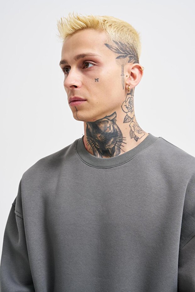 Erkek Basic Bisiklet Yaka Oversize Duman Sweatshirt - 3