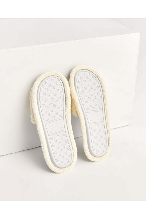 Kadın Figürlü Ev Terliği - BOBİ - 4