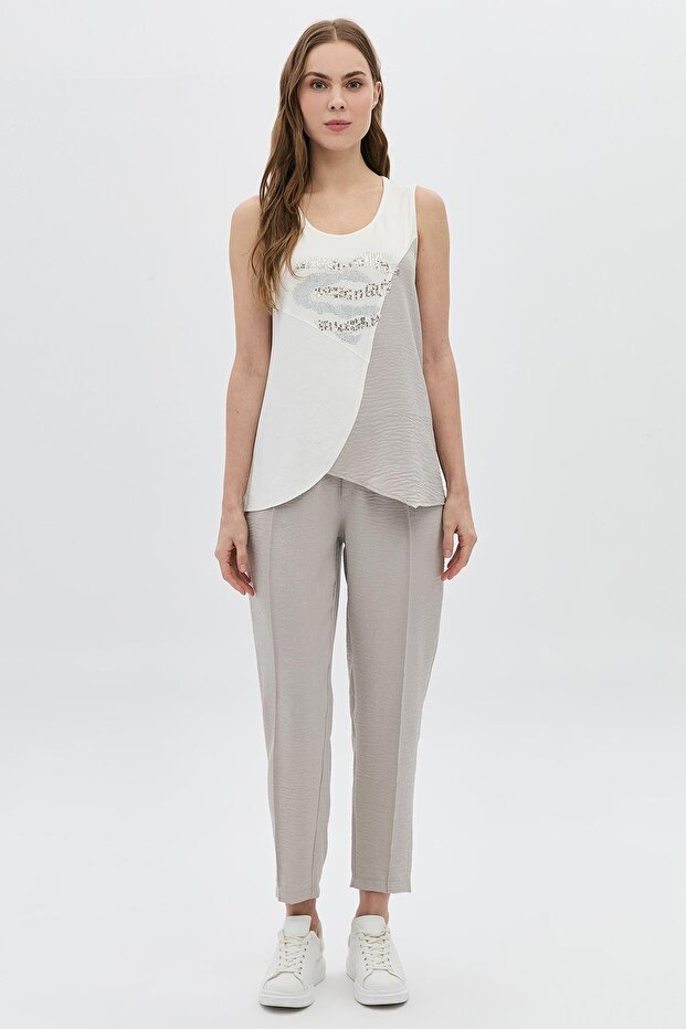 قميص رياضي مزين بالكريستال والأحجار الكريمة - 1