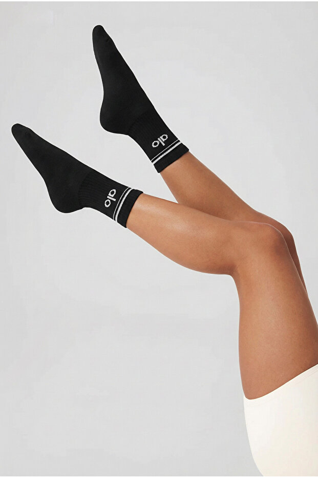 Black Color Half Length Basic Socks - 3