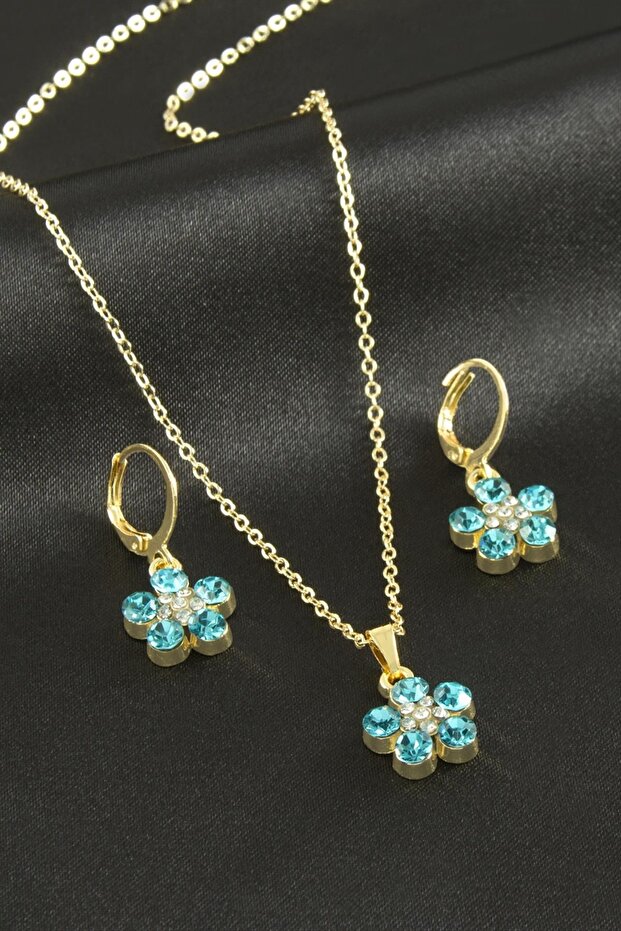 Flower Stone Set Necklace